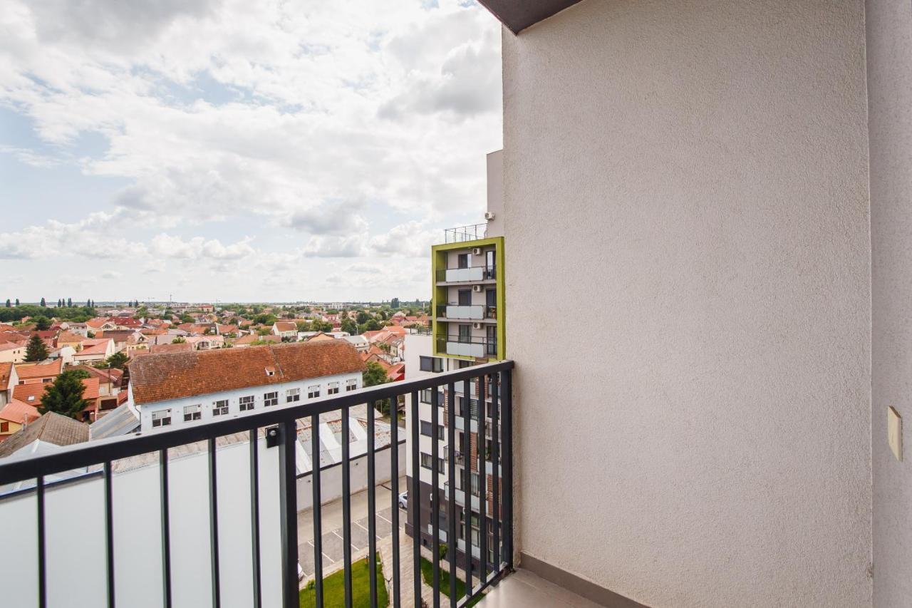 Sunny View 2 Bedroom Central Apartment Oradea Exterior photo