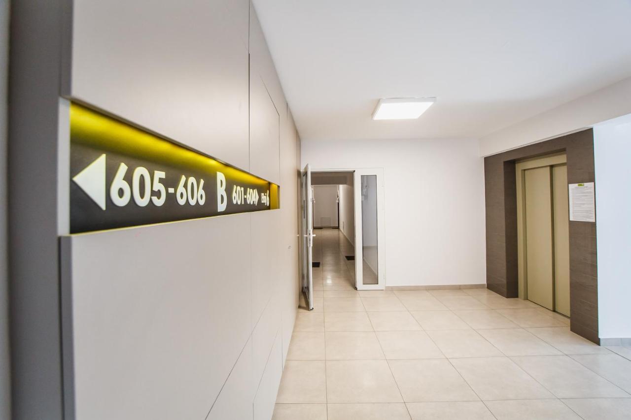 Sunny View 2 Bedroom Central Apartment Oradea Exterior photo